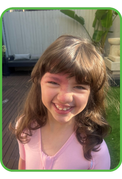 Paris smiling Paris smiling